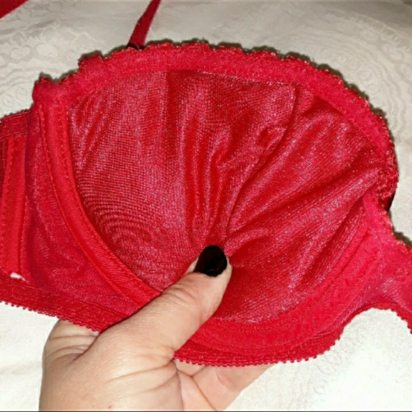 Padded Bra Women's Red 36 B Silky Feeling lingerie - Picture 2 of 6